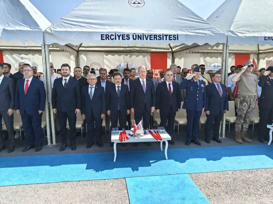 Hulusi Akar: "Bu ihaneti asla kabul edemeyiz"