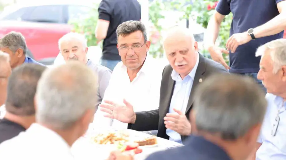 TZOB Genel Başkanı Bayraktar, büyükbaş hayvan besicileriyle bir araya geldi