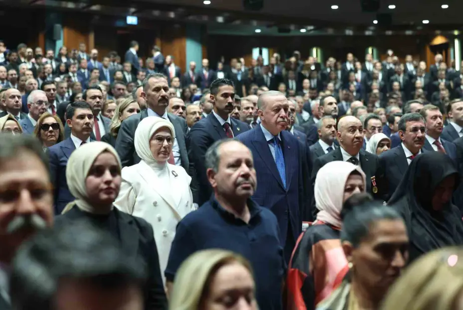 Cumhurbaşkanı Erdoğan, "En Uzun Gece" destanının ilk temsiline katıldı