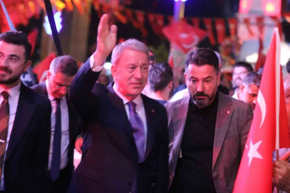 Kayseri’de 15 Temmuz’da vatandaşlar Cumhuriyet Meydanı’nı doldurdu