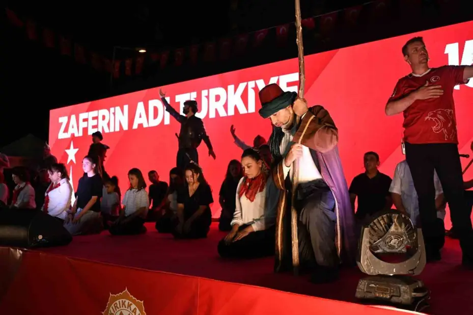 İhanetin karşısında milletin zaferi 9. yılında: Aynı ruhla yeniden meydanlar doldu