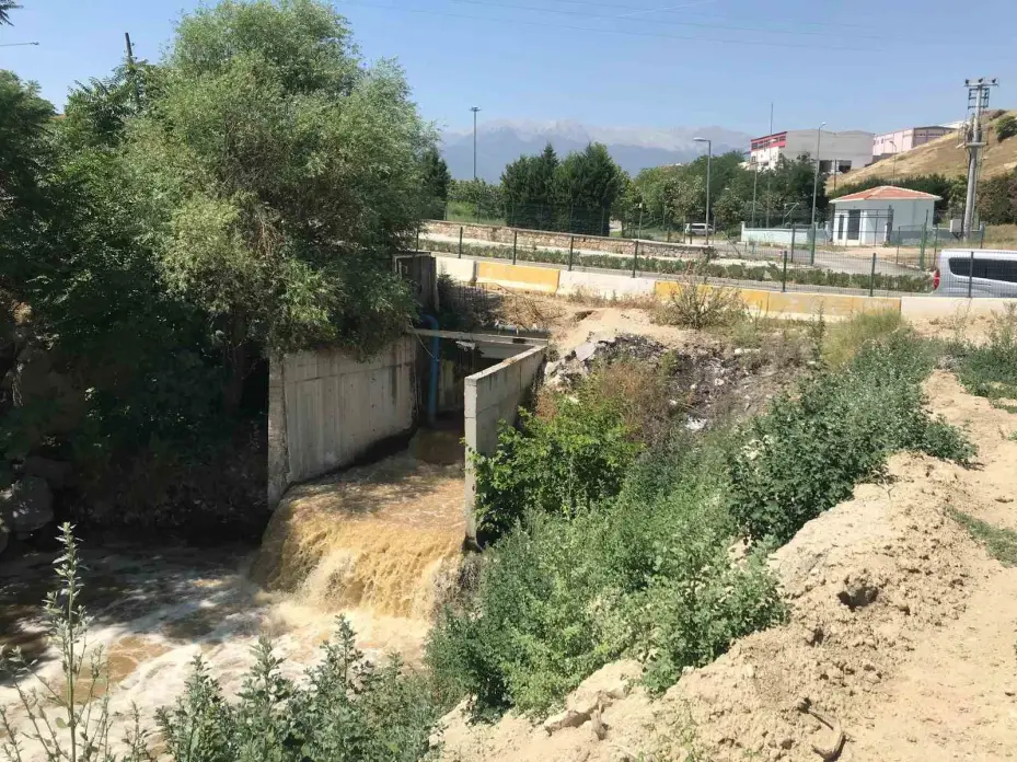Denizli Büyükşehir Belediyesi’ne 1,6 milyon lira ’atık su’ cezası