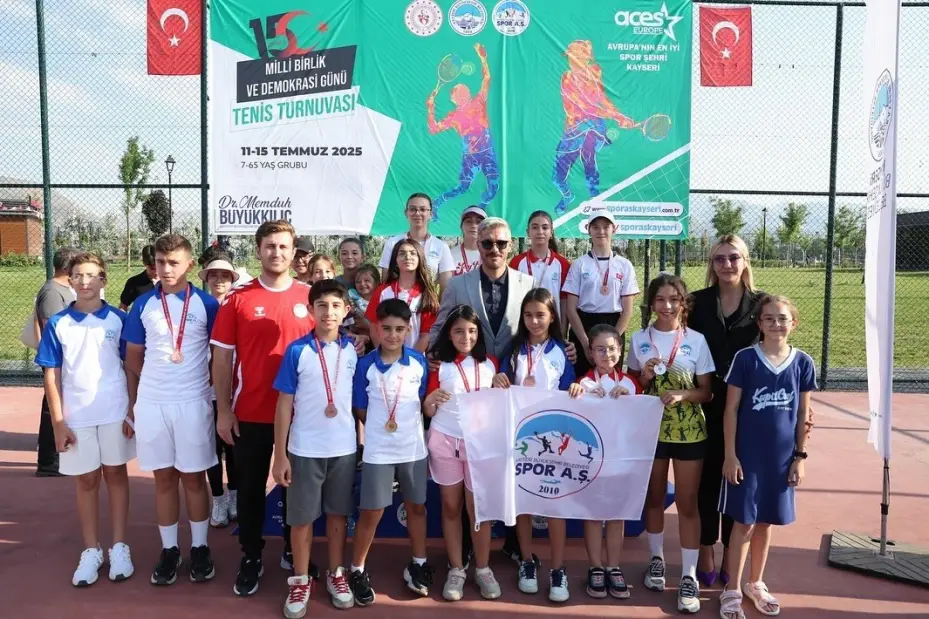 Büyükşehir Spor A.Ş.’den 15 Temmuz’a özel tenis turnuvası