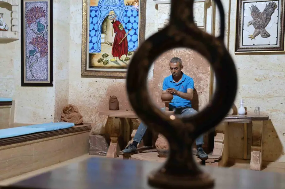 Anadolu’nun binlerce yıllık zanaatini geleceğe taşıyorlar