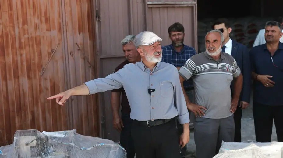 Başkan Çolakbayrakdar: "Kırsala yatırım, ülkenin geleceğine yatırımdır"