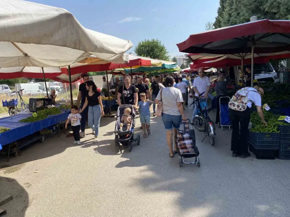Akarbaşı Mahalle Muhtarı Cansever Çarşamba Pazarı’yla ilgili açıklama yaptı