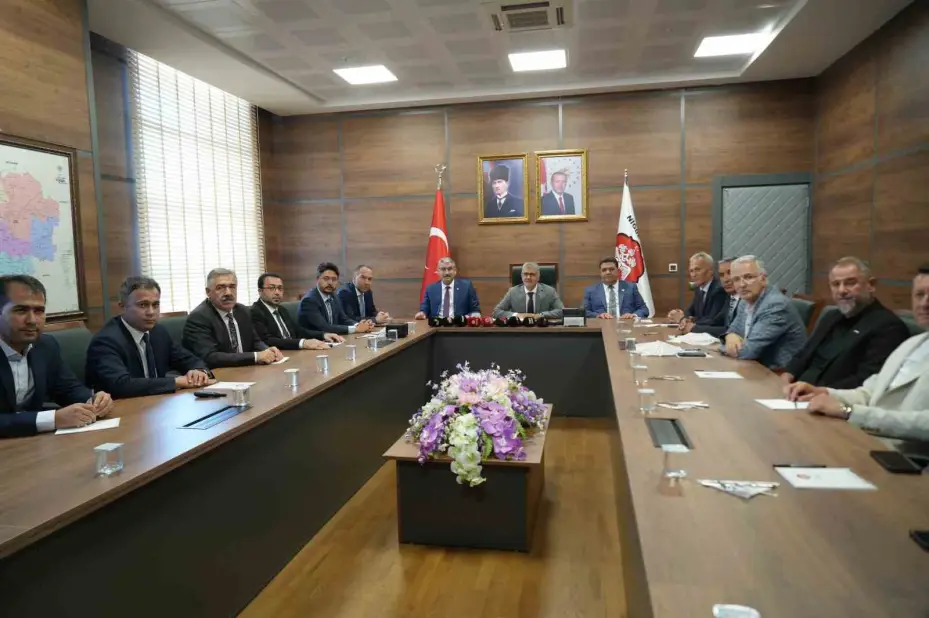 Aladağlar’da doğayla uyumlu turizm ve spor tesisi projesi hayata geçiyor