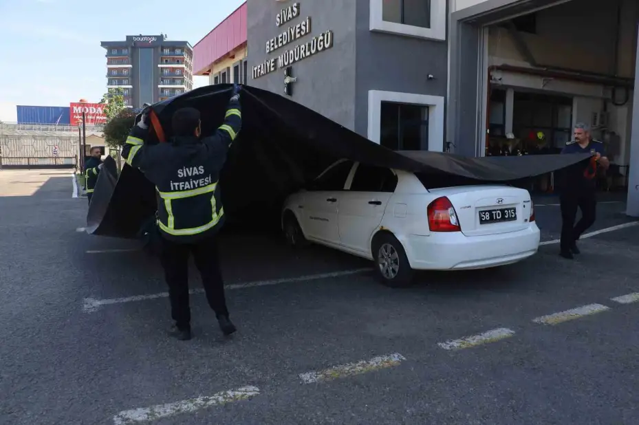 Uzmanından araç yangını uyarısı: "Elektrikli araçlara müdahale farklı"