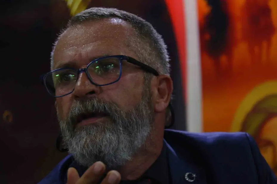 Türkmen Alevi Bektaşi Vakfı Başkanı Özdemir: "Komşusu açken tok yatan bizden değildir desturuyla mücadele verdik"
