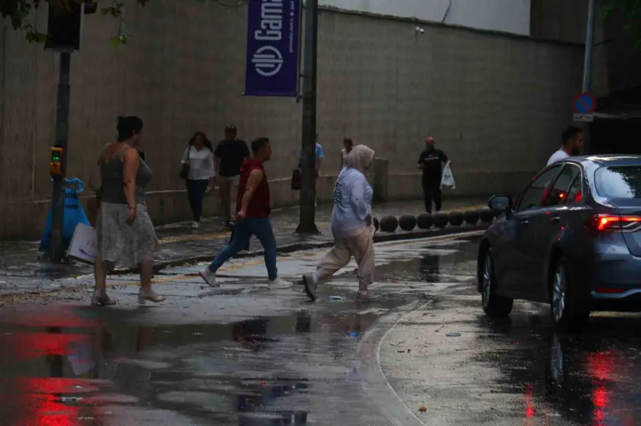 Ankara’da sağanak yağışlar sele neden oldu