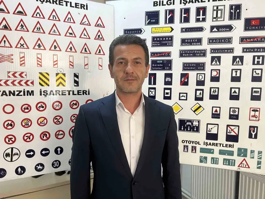 Pes dedirten ‘sınavsız ehliyet’ oyunlarına aldanmayın