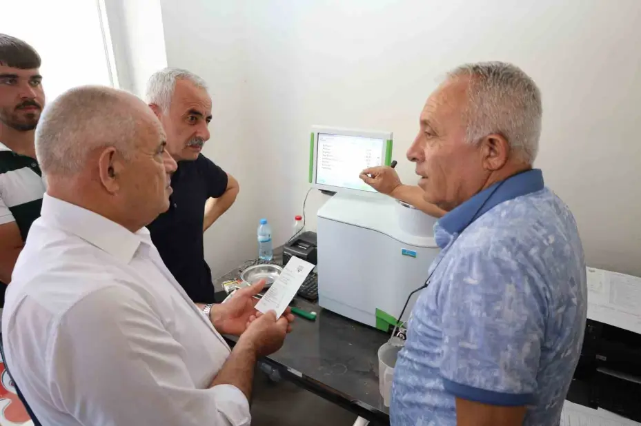 Başkan Öztürk ve Ziraat Odası Başkanı Genç’ten TMO Alım Noktası’na ziyaret