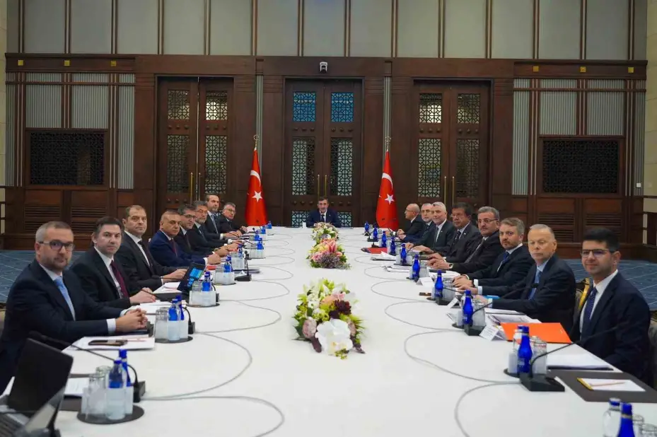 EKK: "Türkiye Yüzyılı’nda kapsayıcı ve sürdürülebilir büyüme hedefimize ulaşmak amacıyla rekabet gücümüzü ve katma değerli üretimi artıracak politikaları uygulamaya kararlılıkla devam edeceğiz"