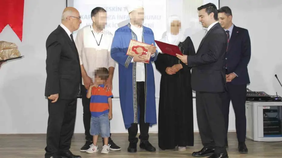 Kapalı Ceza İnfaz Kurumu’ndaki bir hükümlü 12 ayda hafız oldu