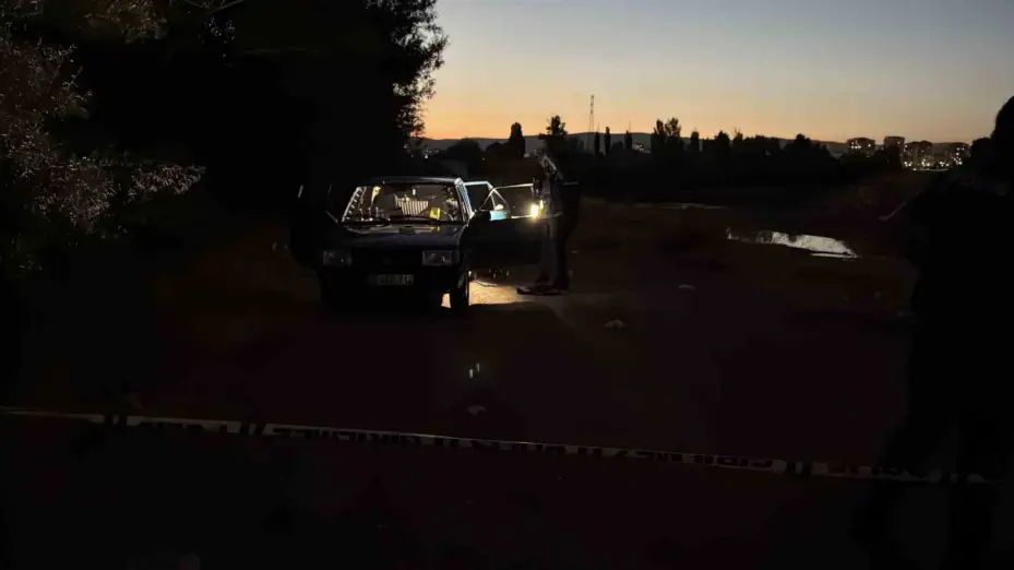 Sivas’ta çıkan kavgada iki kişi birbirini vurdu