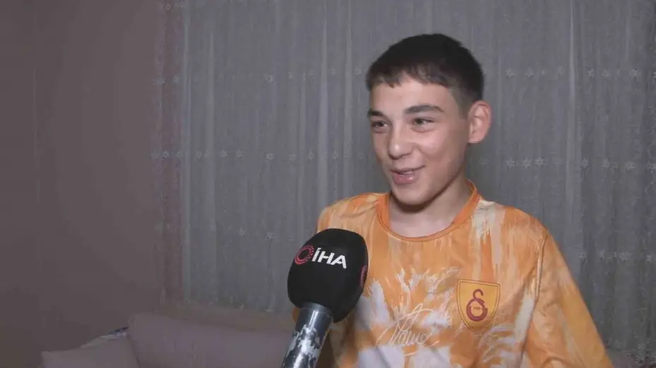 Doğuştan bir kolu ampute olan Mehmet Efe: "Benim engelim yok, sadece hayallerim var"