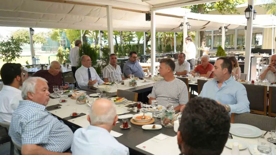 Fikir sofrası buluşmaları devam ediyor