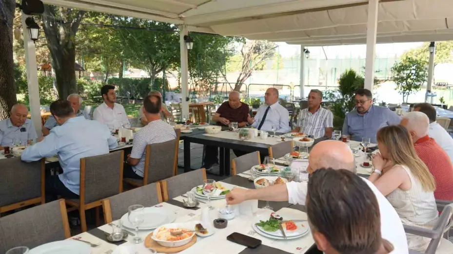 Fikir sofrası buluşmaları devam ediyor