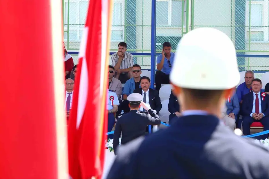 Vali Çiçek, 31’inci Dönem POMEM Mezuniyet Töreni’ne katıldı