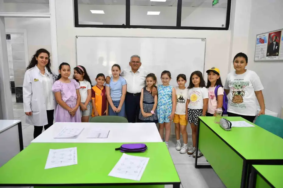 Başkan Büyükkılıç’tan yaz okulu ziyareti