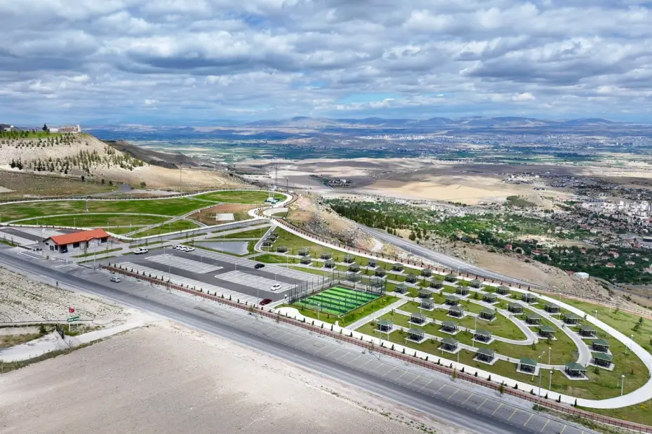 Başkan Çolakbayrakdar: "En güzel şehir manzaralı millet bahçesi, herkesin yeni gözdesi oldu"