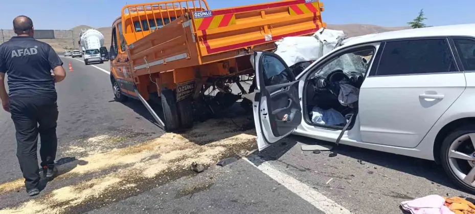 Niğde-Adana Otoyolu’nda kaza: 2’si ağır 6 yaralı