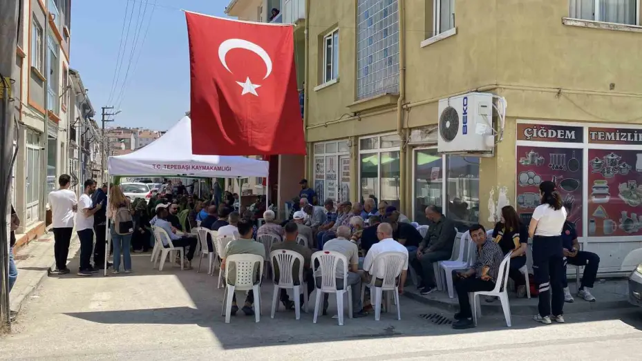 Eskişehir şehidini bekliyor