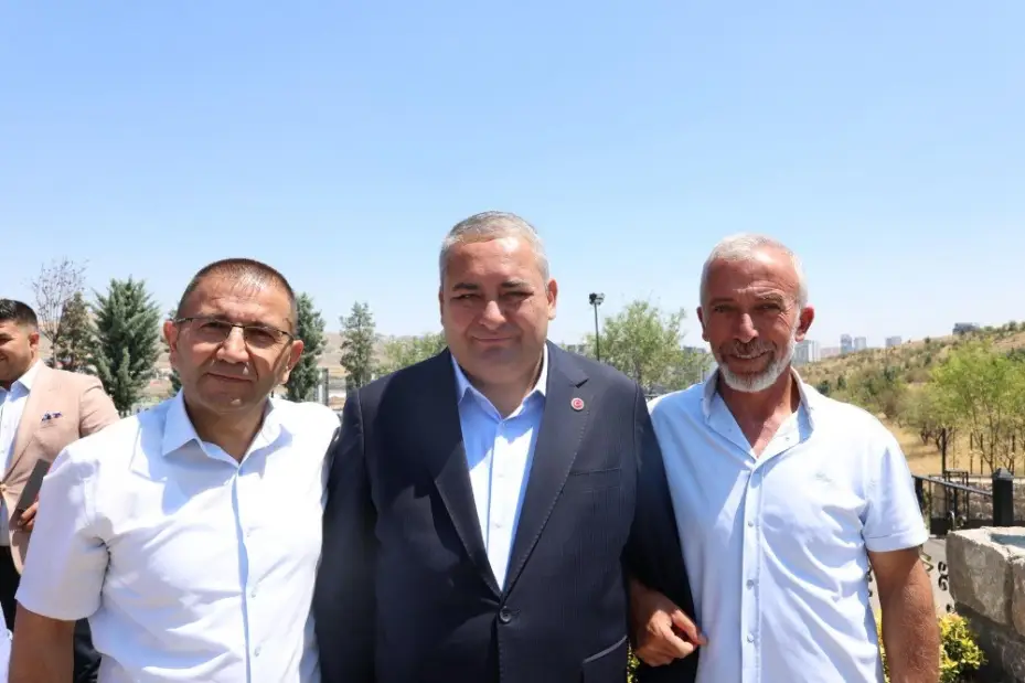 Keçiören Belediye Başkanı Özarslan muhtarlarla buluştu
