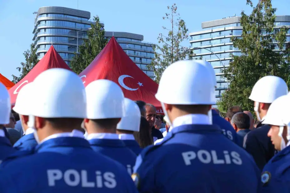 Eskişehir’de orman yangınında şehit olan 5 AKUT gönüllüsü Ankara’da son yolculuğuna uğurlandı