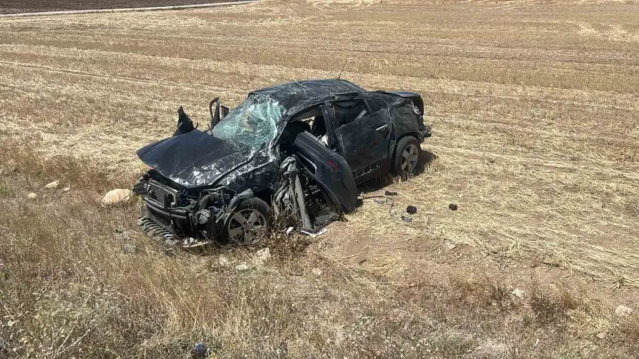 Yenifakılı Belediye Başkanı Sarıaslan trafik kazasında hayatını kaybetti