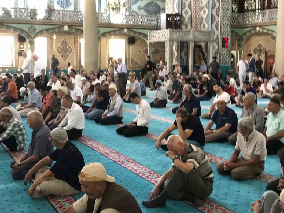 Reşadiye Camii’nde şehitler için program düzenlendi