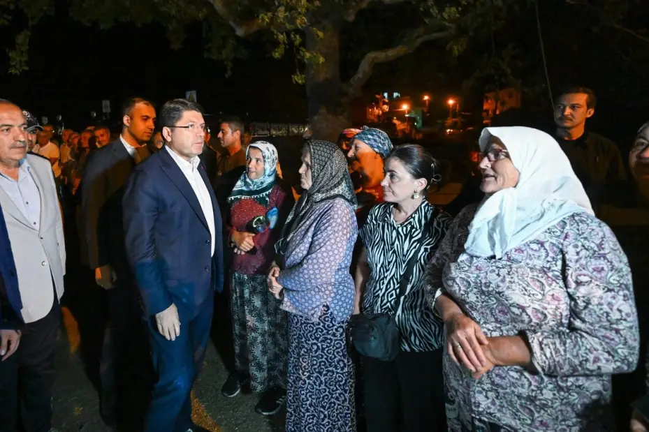 Adalet Bakanı Tunç: "26 Haziran-26 Temmuz tarihleri arasında çıkan orman yangınlarıyla ilgili 17 kişi tutuklu bulunmaktadır"