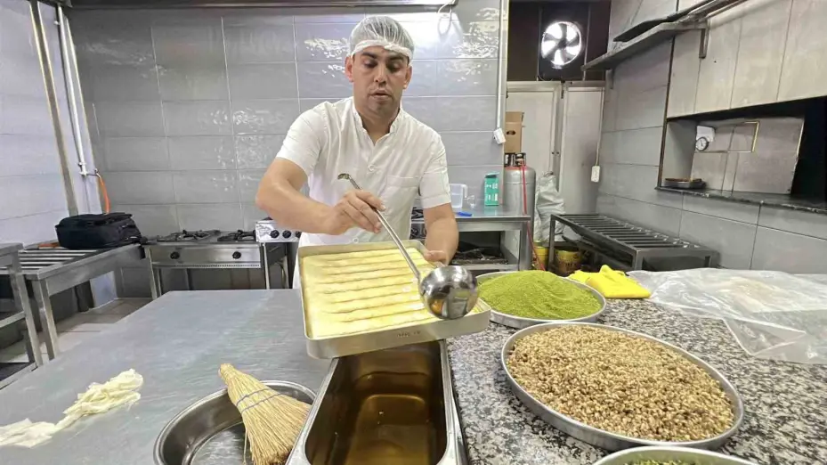 Hafifliğiyle yaz günlerinin tercih edilen tatlısı: Soğuk baklava