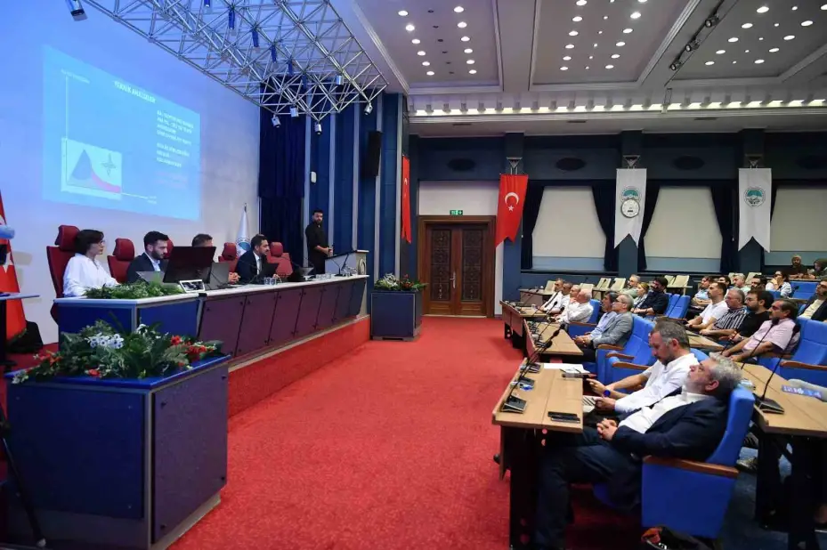Kartal Katlı Kavşağı ve bağlantı yolu projesi anlatıldı