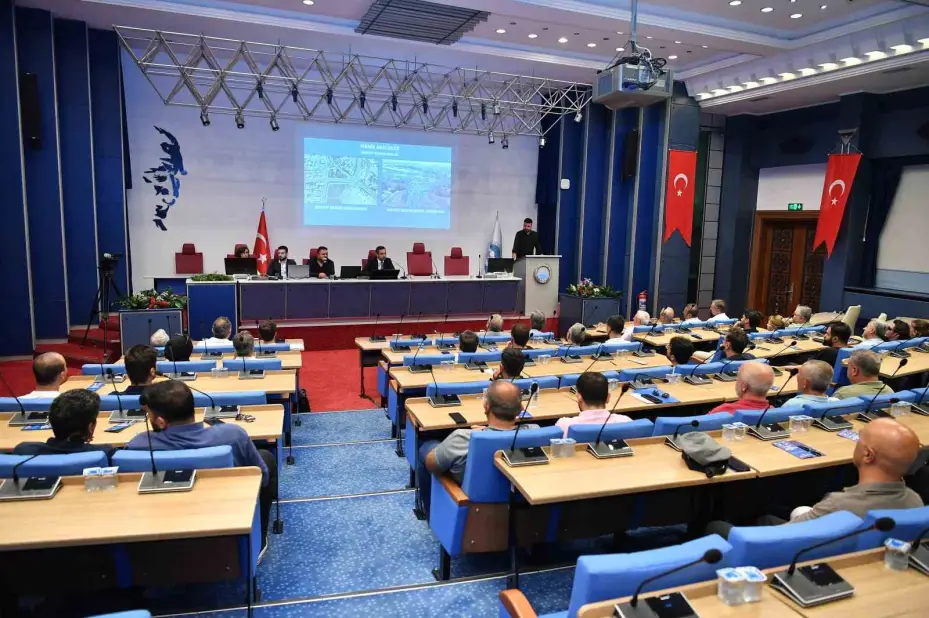 Kartal Katlı Kavşağı ve bağlantı yolu projesi anlatıldı