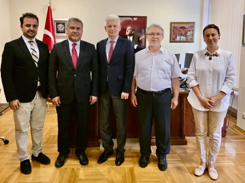 Rektör Adıgüzel, eğitim temaslarına Bulgaristan’da devam etti