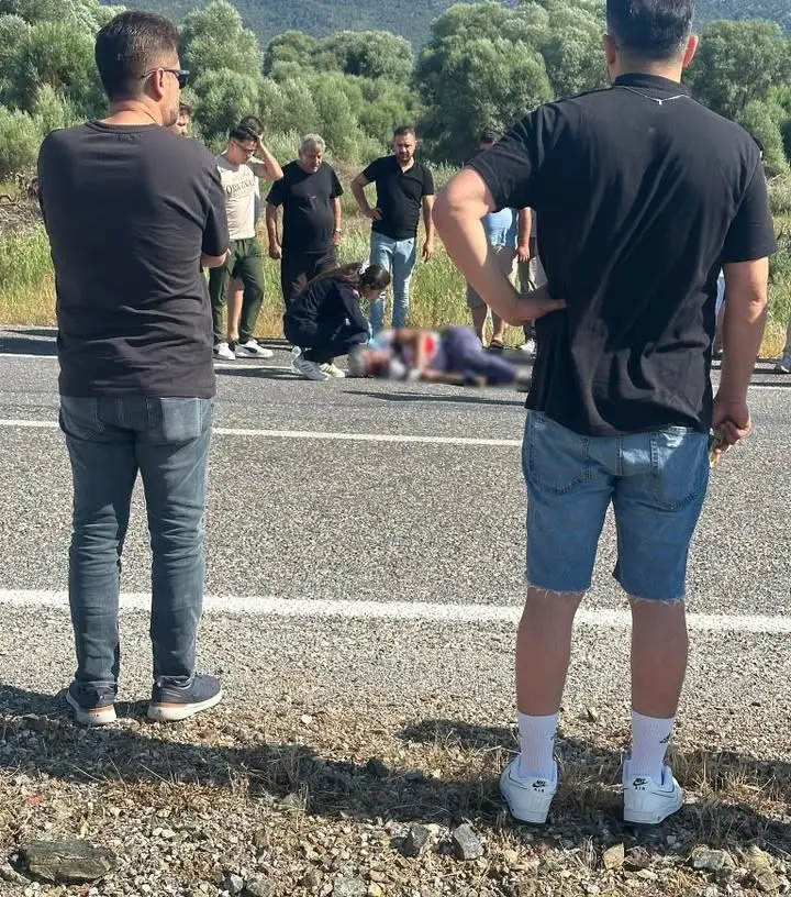 Otomobilin çarptığı bisiklet sevdalısı sağlık çalışanı hayatını kaybetti