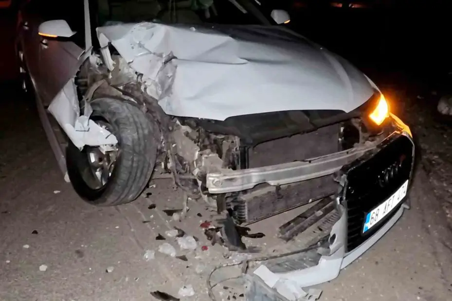 Alkollü sürücü ile vatandaşın "Sen neden çekiyorsun?" polemiği kamerada