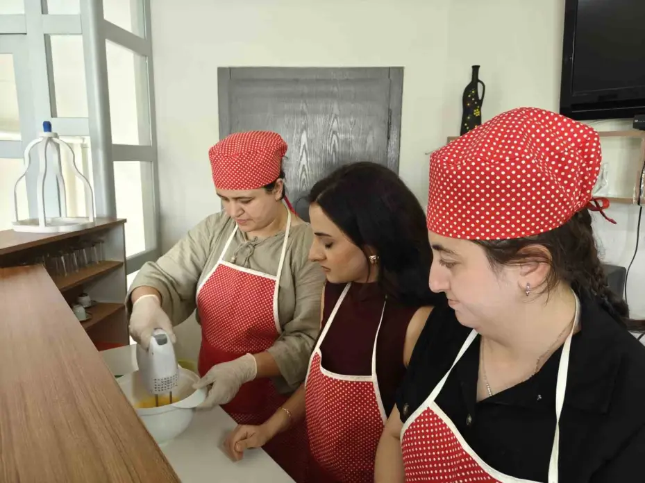 En özel ‘kantin’: Özel öğrenciler hem üretiyor hem de satıyor