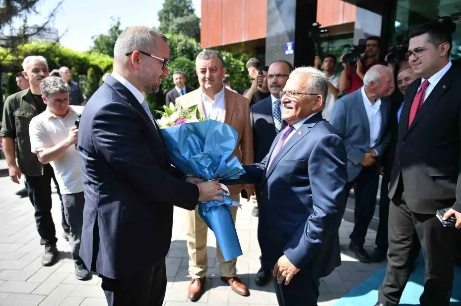 Başkan Büyükkılıç, Merkez Bankası Karahan’ı makamında ağırladı