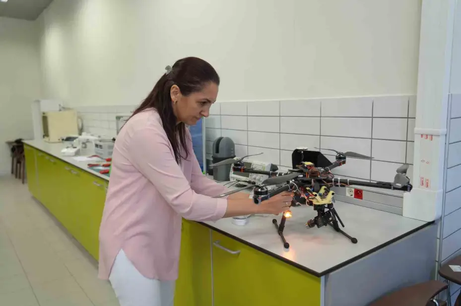 Tarımda verimliliği arttıran yeni yöntem: Yapay zeka, dron ve robotlar