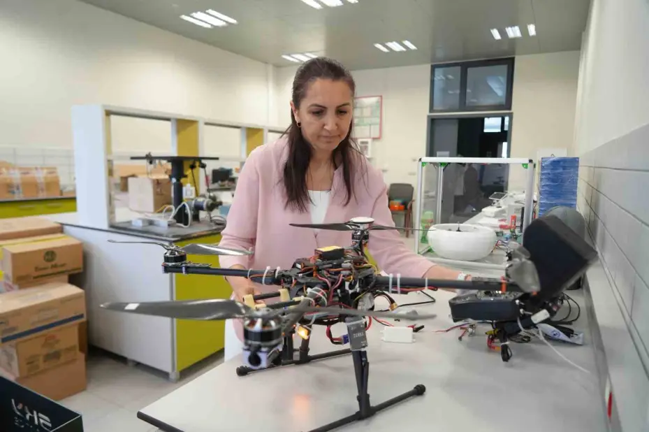 Tarımda verimliliği arttıran yeni yöntem: Yapay zeka, dron ve robotlar