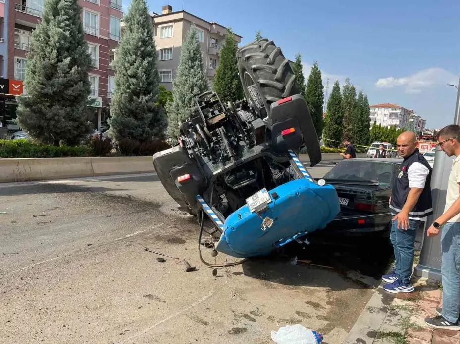 Freni patlayan tır zincirleme kazaya yol açtı, 1 kişi hayatını kaybetti