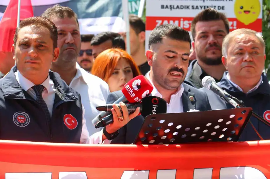 Devlet Memurları Konfederasyonu Başkanı Kaya: "Kamu çalışanlarının temel talepleri duymazdan geliniyor"