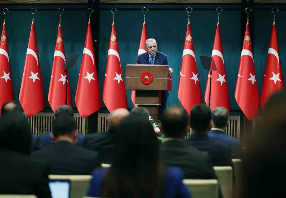 Cumhurbaşkanı Erdoğan: "Yolun sonunda kardeşlik vardır, kalkınma vardır; barış, huzur, dayanışma ve istikbali birlikte inşa etme iradesi vardır"