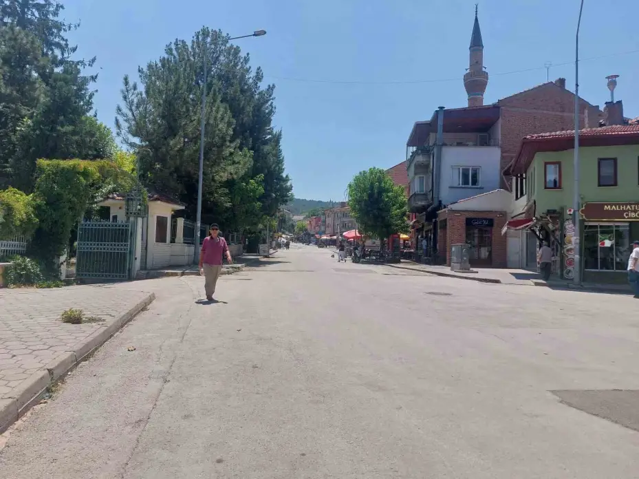 Tarihi Odunpazarı bölgesi esnafı umudunu yaz sonuna bağladı