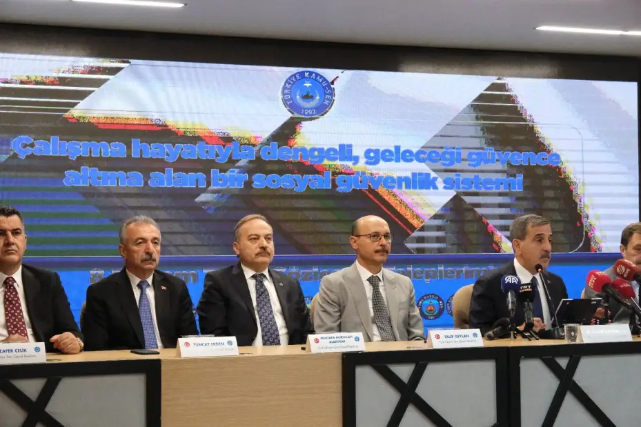 Türk Eğitim-Sen 8. Dönem Toplu Sözleşme için 100’ü aşkın talep masada