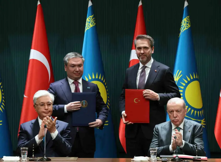 Cumhurbaşkanı Erdoğan: "Dünyanın gözleri önünde bir halk açlık ve susuzlukla öldürülüyor"