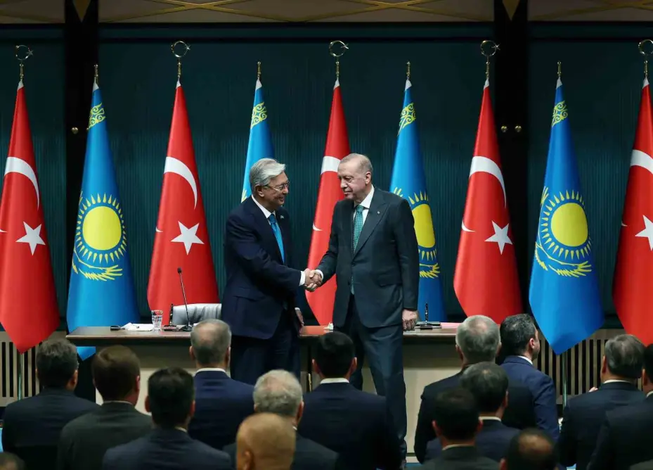 Cumhurbaşkanı Erdoğan: "Dünyanın gözleri önünde bir halk açlık ve susuzlukla öldürülüyor"
