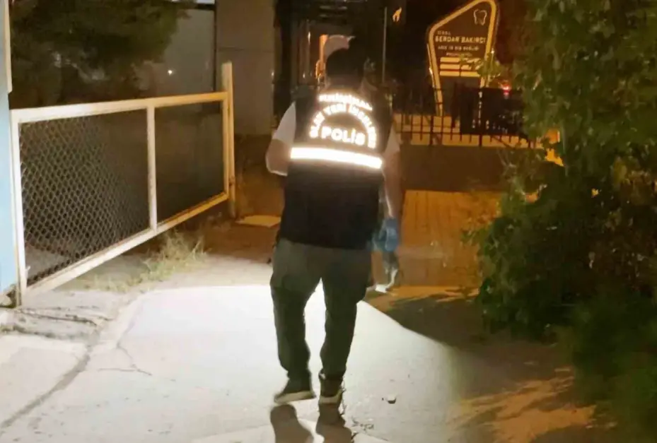 Bacağından vuruldu, sedyeyi reddedip yürüyerek acile girdi